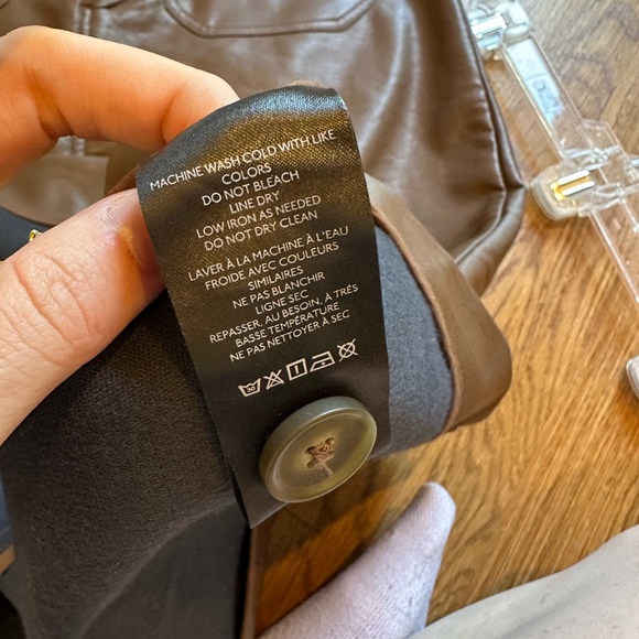 Faux brown leather Anthropologie Maeve skirt, size large. Perfect for fall! - Picture 5 of 7